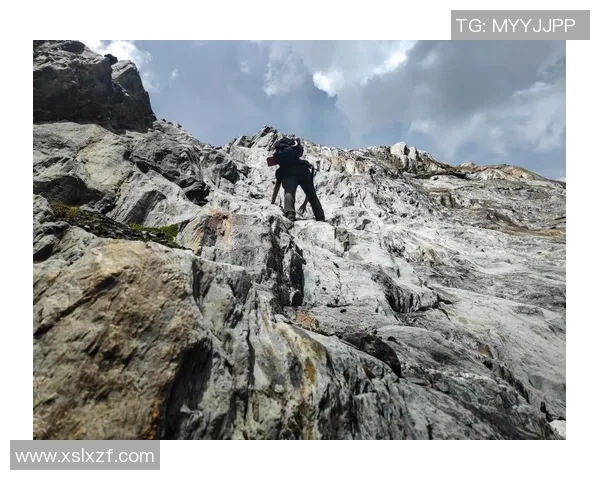 攀岩人生的深度对话：赵丽如何在挑战中找到自我与勇气