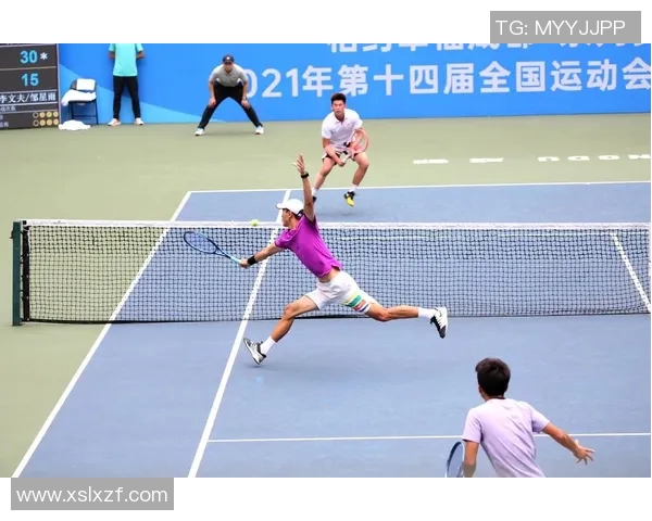 全运会回顾：成都足球队在比赛中的战术意识与团队配合分析